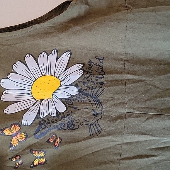 PANTALON jumper with cheetah graphic. NWT Sz. S - Picture 4 of 8